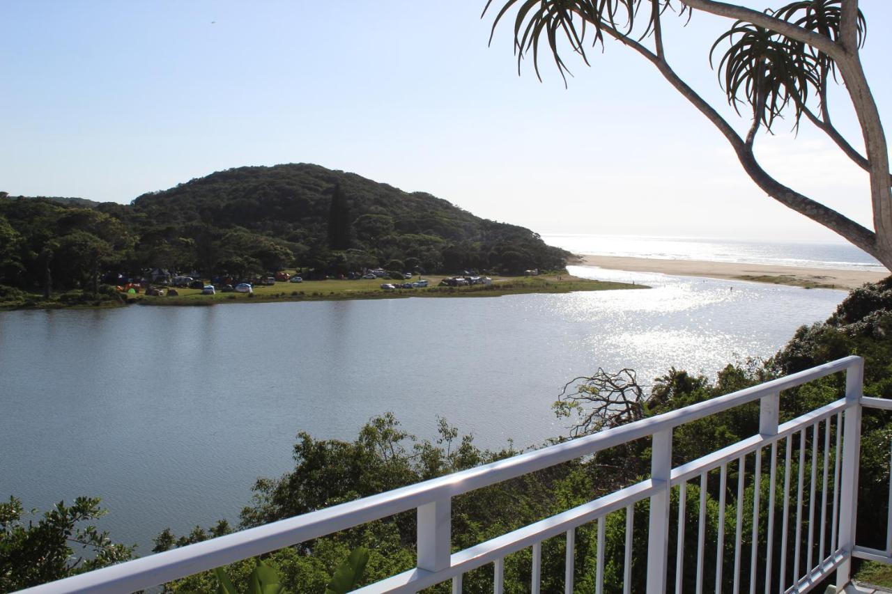 Blue'S Guest House - East London Bonza Bay Exterior foto